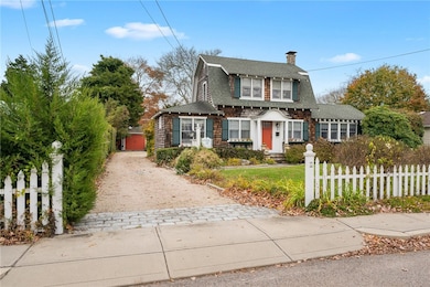 55 Crandall Ave, Westerly, RI 02891 - photo 4