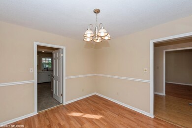 808 Oakwood Ave, Jacksonville, NC 28546 - photo 5