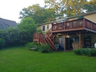 211 Greenwood Dr, Wakefield, RI 02879 - photo 4