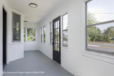 15 Memorial Pkwy unit Lower unit, Atlantic Highlands, NJ 07716 - photo 2