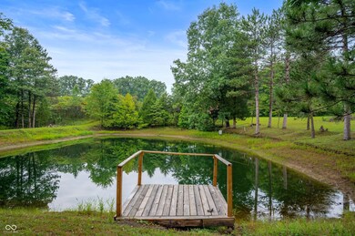 6600 Dixon Rd, Columbus, IN 47201 - photo 5