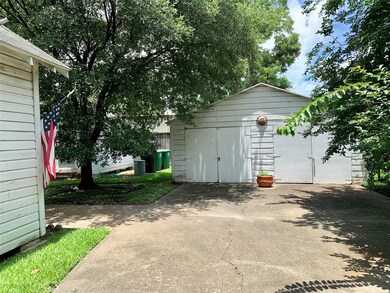 206 Westfield St, Houston, TX 77022 - photo 4