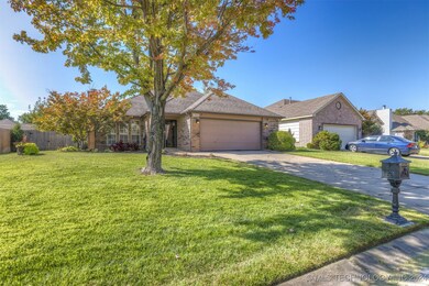 19806 E 38th St S, Broken Arrow, OK 74014 - photo 2