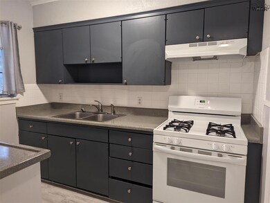 3701 Southmoor Ln unit . W12, Wichita Falls, TX 76302 - photo 7