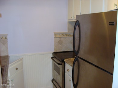 421 12th Ave S unit 5, Naples, FL 34102 - photo 6