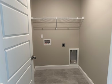 640 Hammett Rd, Wellford, SC 29385 - photo 3