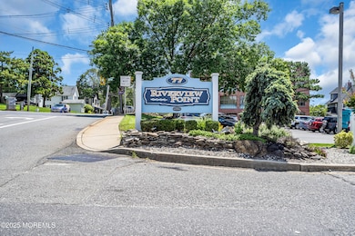 77 E Water St unit 2, Toms River, NJ 08753 - photo 2