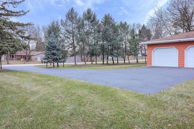 4 Amy Dr unit 3, Oswego, IL 60543 - photo 3