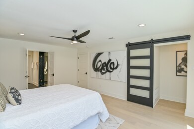 12315 Woodthorpe Ln, Houston, TX 77024 - photo 5