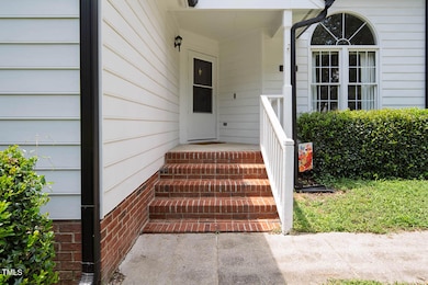 2425 Fields of Broadlands Dr-21