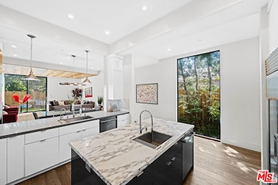 1612 S Wooster St unit 1, Los Angeles, CA 90035 - photo 3