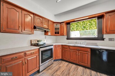 1412 Girard Ave, Reading, PA 19610 - photo 7