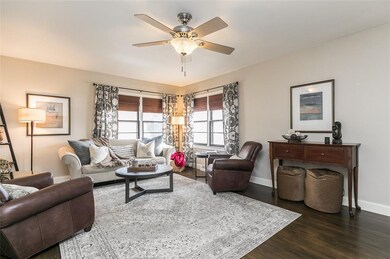 1509 W 4th St, Cedar Falls, IA 50613 - photo 2