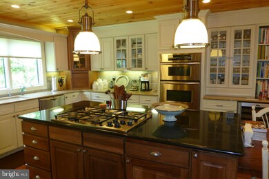 145 Cielo Ln, Berkeley Springs, WV 25411 - photo 7