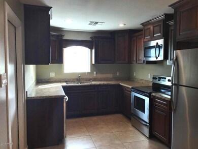 8802 N 35th Dr, Phoenix, AZ 85051 - photo 6