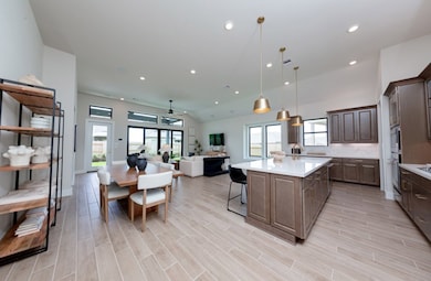 Crockett Kitchen & Dining 