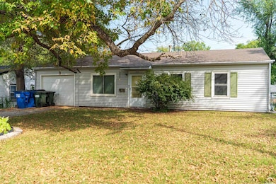 1736 Brook St, Lawrence, KS 66044 - photo 2