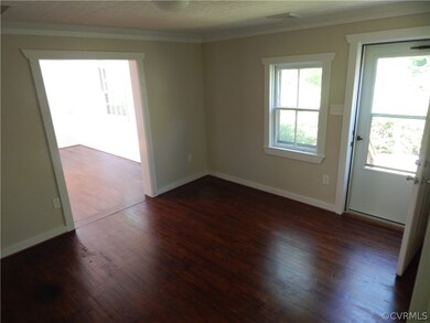 461 Southside Ln, Dunnsville, VA 22454 - photo 7