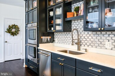 2221 Stokes Ln, Alexandria, VA 22307 - photo 6