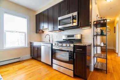 153 Rowe St unit 3, Roslindale, MA 02131 - photo 4