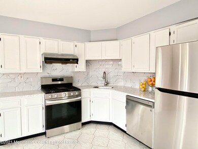 28 Emerald Ln, Old Bridge, NJ 08857 - photo 3