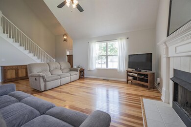 This lovely living room has a large picture window that provides lots of natural light! 3042 Argyle Ave, Murfreesboro, TN 37127