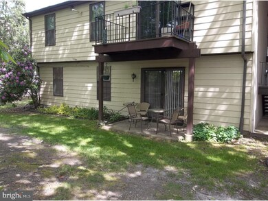 5 Button Gwinett Bldg unit 5, Blackwood, NJ 08012 - photo 3