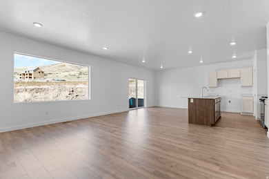 281 E Levengrove Dr unit 183, Lehi, UT 84048 - photo 5