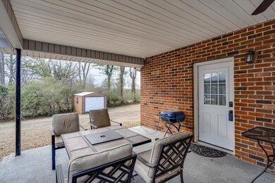 23-1608 3rd Ave-22