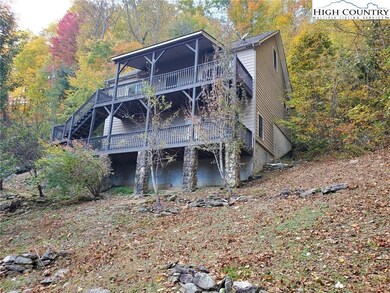 201 Thistle Ln, Banner Elk, NC 28604 - photo 5