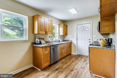 2212 Breton Dr, District Heights, MD 20747 - photo 3