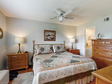 Main bedroom with ensuite