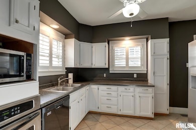 2042 Elm St, Quincy, IL 62301 - photo 2