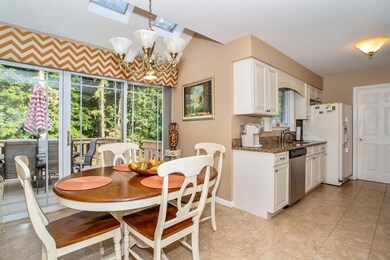 20 Ponderosa Kitchen
