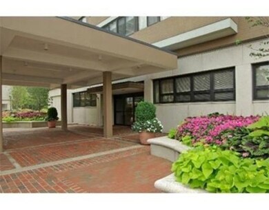 9 Hawthorne Place unit 16K, Boston, MA 02114 - photo 5