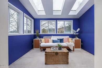 Sun room / Den