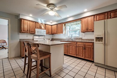 23 Greenbriar Way, South Portland, ME 04106 - photo 4