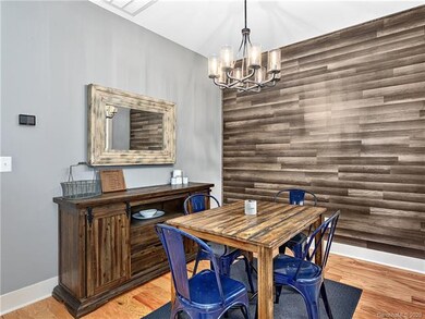 22 Meeting St, Asheville, NC 28803 - photo 5