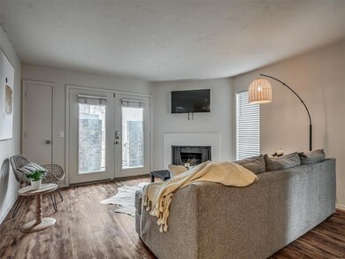 11530 N May Ave unit D103, Oklahoma City, OK 73120 - photo 6