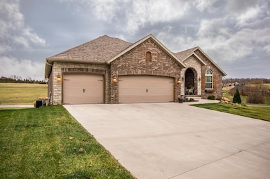 1260 S Rosemoor Dr, Nixa, MO 65714 - photo 2