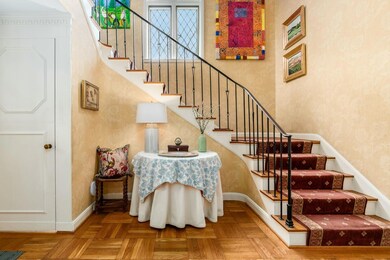 Entry Foyer
