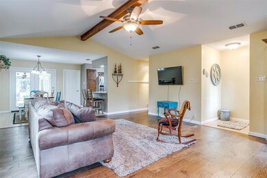 6705 Victorian Ct, Granbury, TX 76049 - photo 6