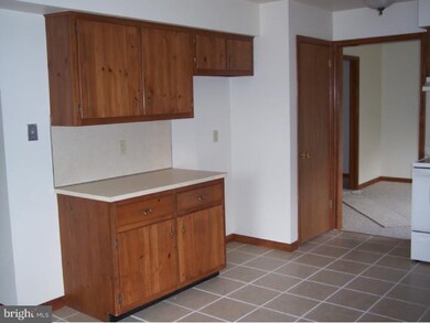 82 Winchester Dr, Quakertown, PA 18951 - photo 4