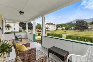 25 Front Porch