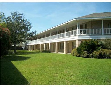 515 3rd St unit 4, Bay St. Louis, MS 39520 - photo 2