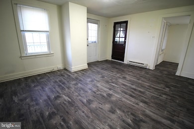 1250 APT. E New Danville Pike, Lancaster, PA 17603 - photo 5