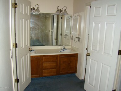 7833 Duckwood Ln, Jacksonville, FL 32210 - photo 7