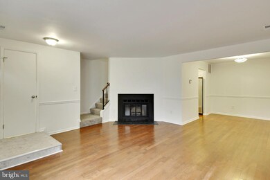 11438 Appledowre Way, Germantown, MD 20876 - photo 5