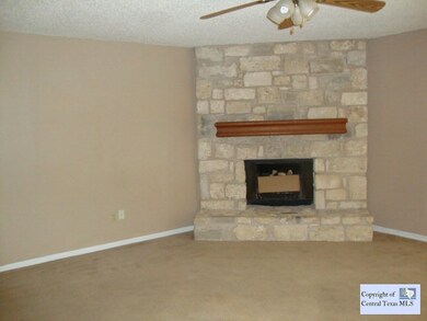 2021 Castle Gate Cir, San Marcos, TX 78666 - photo 3