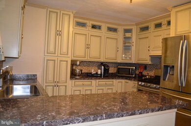 112 Wisteria Ln, Penns Grove, NJ 08069 - photo 7